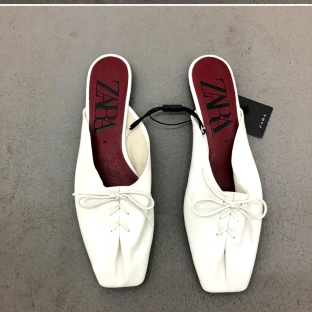 Zara  NWOT Leather Square Flat Mule Slides With Tie Detail.  Size 42/11